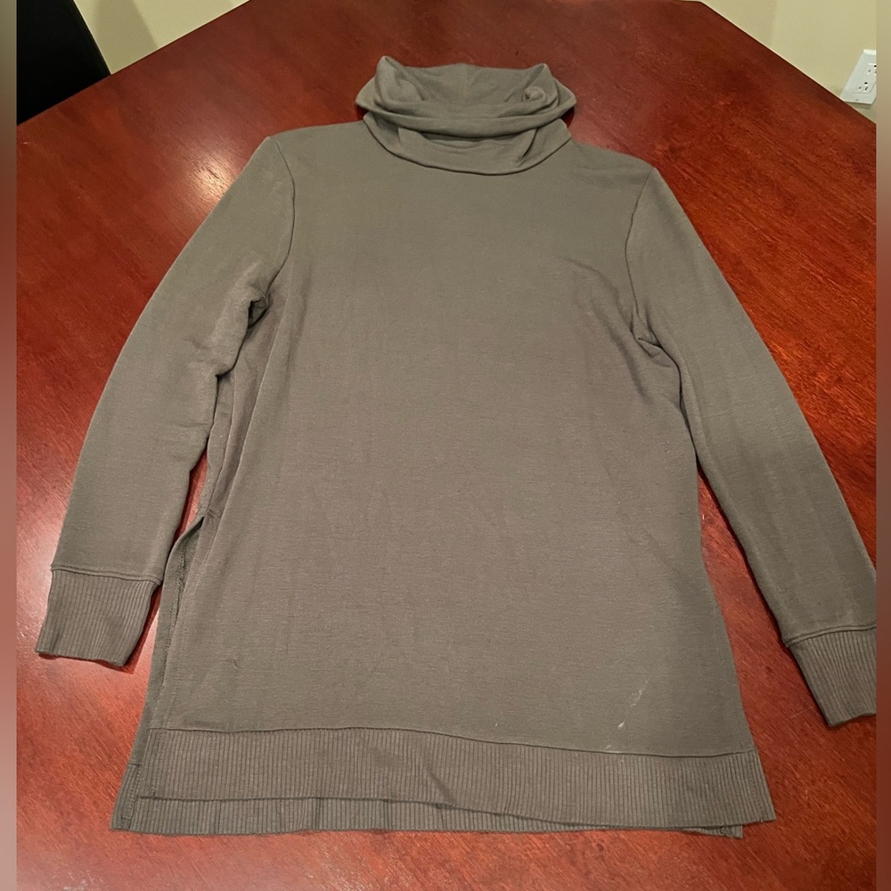 Madison & Berkeley Olive Green Turtleneck Sweater